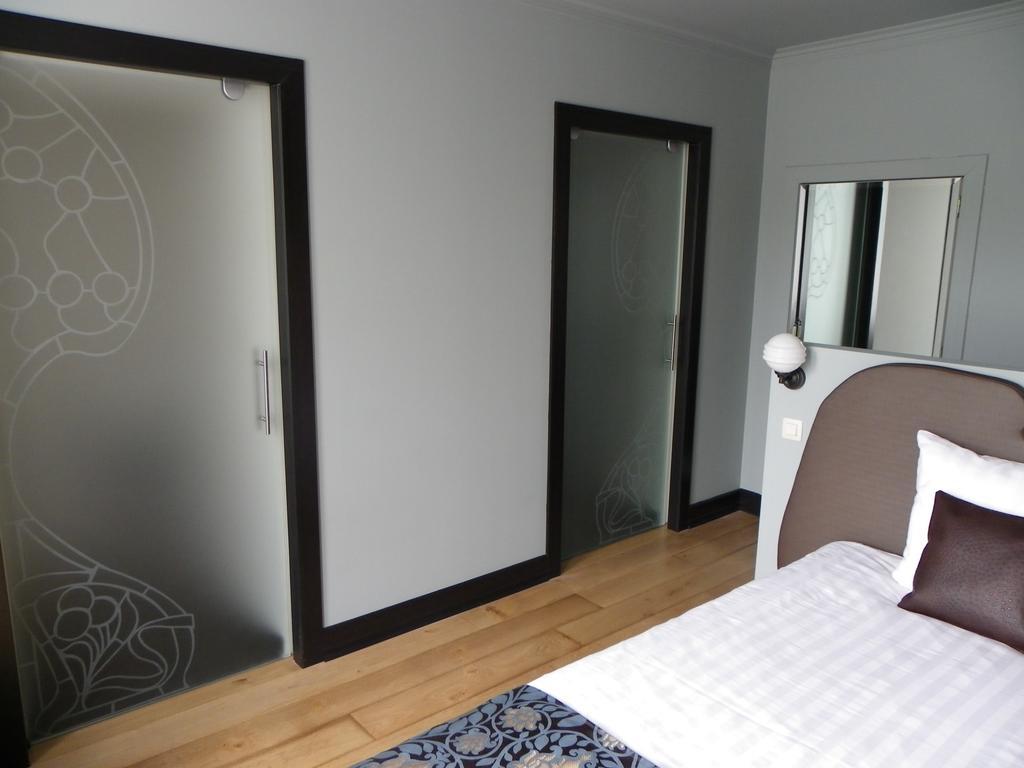 Hotel B - Boskapelhoeve Buggenhout Room photo