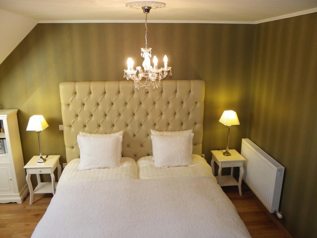 Hotel B - Boskapelhoeve Buggenhout Room photo